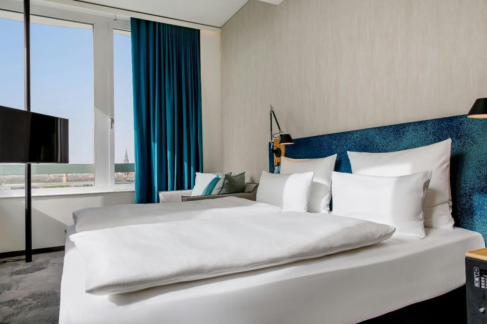 Motel One Muenchen-Campus — Photos 3